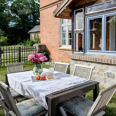 Feriendomizil Sommergrün Mit Garten Krochlendorf
