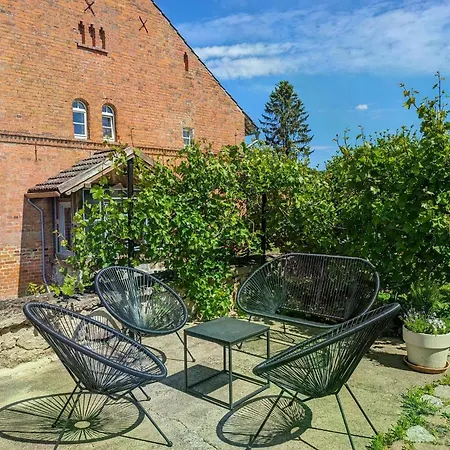 Feriendomizil Sommergruen Mit Garten Krochlendorf