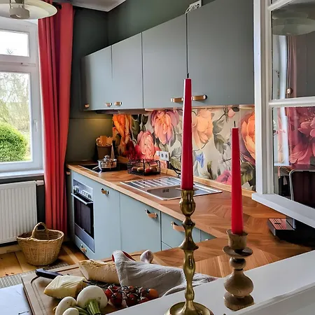 Feriendomizil Sommergruen Mit Garten Krochlendorf