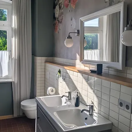 Apartment Feriendomizil Sommergruen Mit Garten